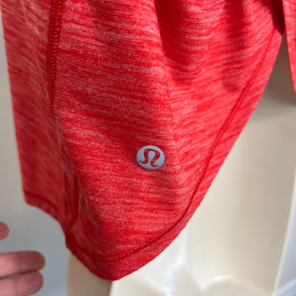 Sleeveless Sports Top - LULULEMON - Picture 4 of 7